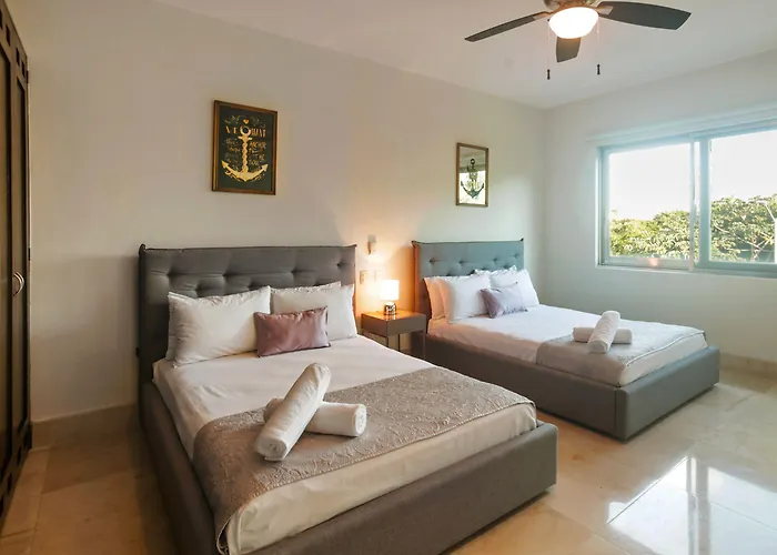 Luxurious & In Playa Steps From The Apartamento