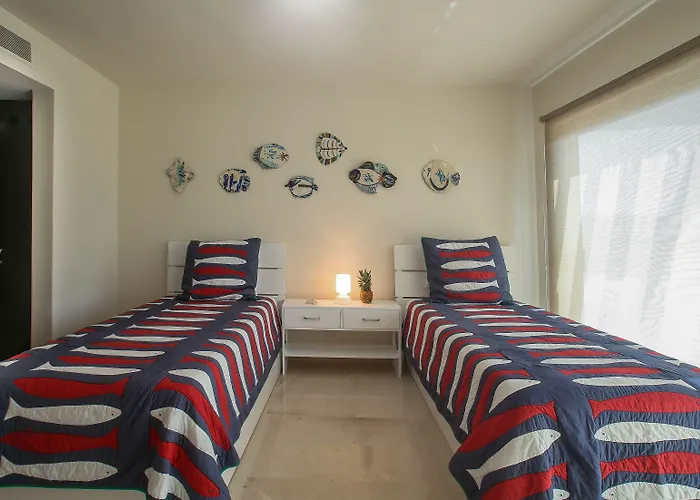 Apartamento Luxurious & In Playa Steps From The *