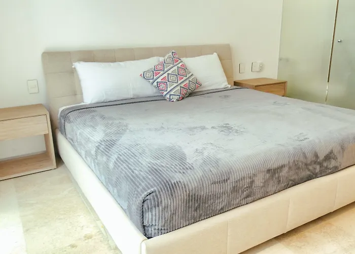 Apartamento Luxurious & In Playa Steps From The