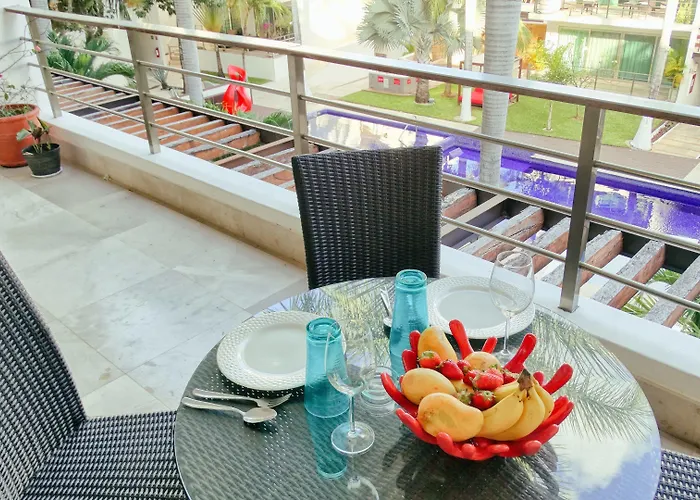 Luxurious & In Playa Steps From The Apartamento *