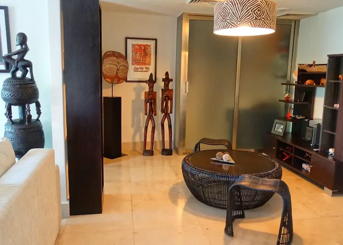 Luxurious & In Playa Steps From The Playa del Carmen