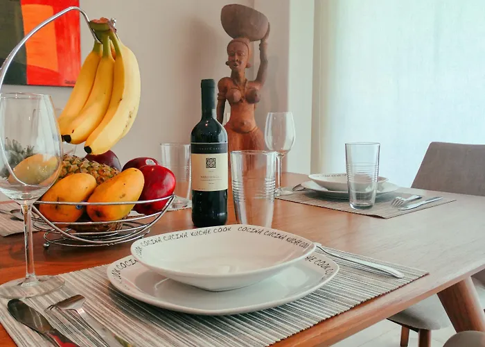 Luxurious & In Playa Steps From The Apartamento *