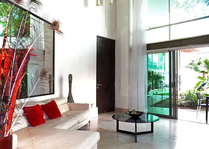 Apartamento Luxurious & In Playa Steps From The *