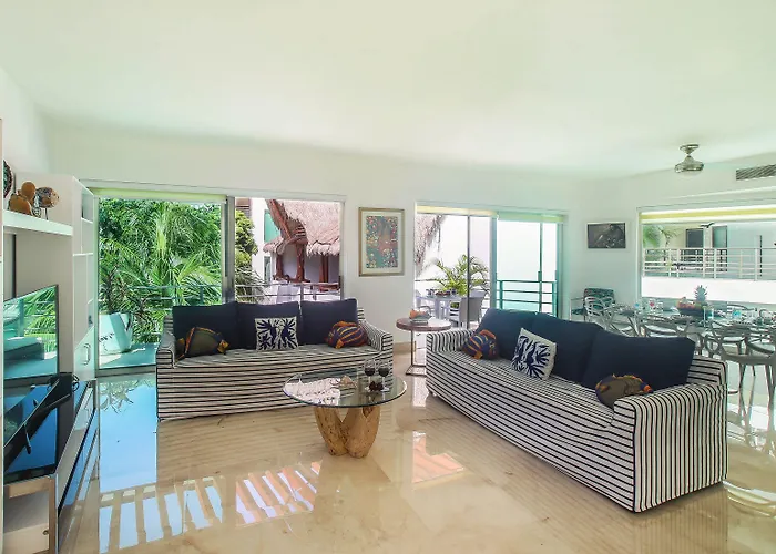 Apartamento Luxurious & In Playa Steps From The *