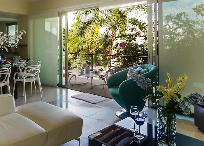 Luxurious & In Playa Steps From The Apartamento *