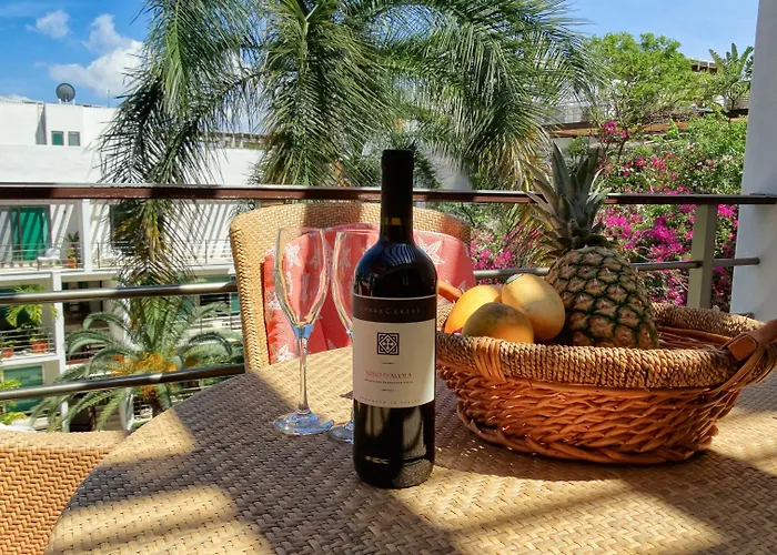 Luxurious & In Playa Steps From The Apartamento Playa del Carmen